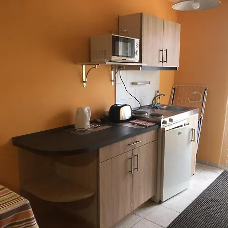 Respect Apartment *